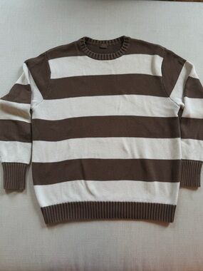 Brandy Melville Brown and Cream Striped Crewneck Sweater